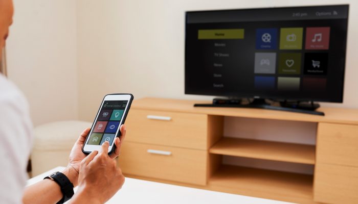 Begini Cara Sambungkan Smartphone Ke TV